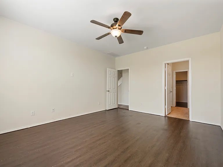 2239 Heaton St — Photo 11