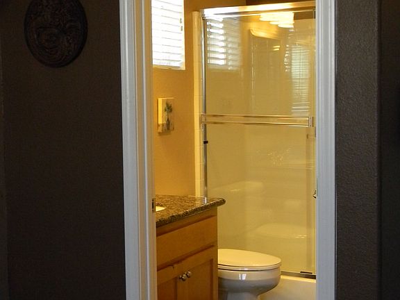 In-law Suite Full Bath