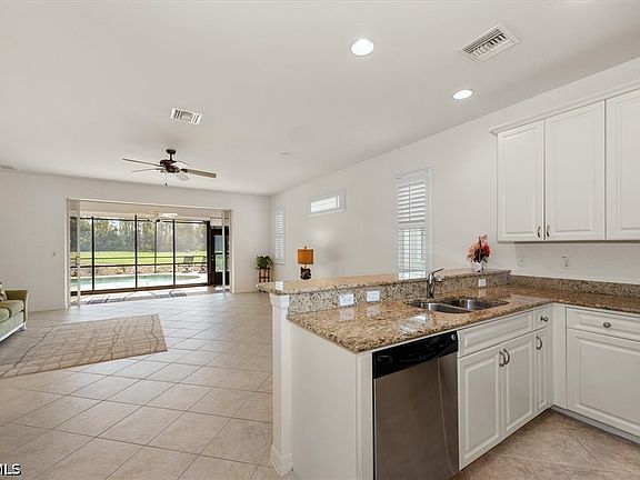 3rd image of 3454 Crosswater Dr