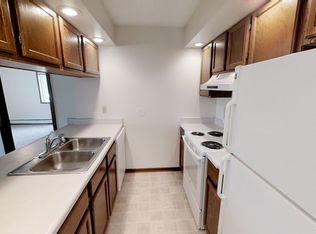 215 Raphael, Ames, IA 50014