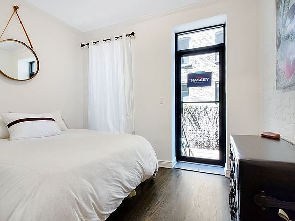 5th image of 54 Barrow St #1E