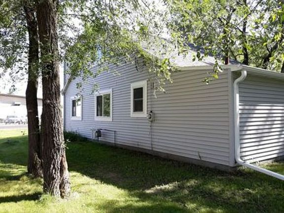 4th image of 114 River Dr