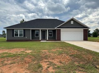 1125 Makayla Ln, Wedgefield, SC 29168