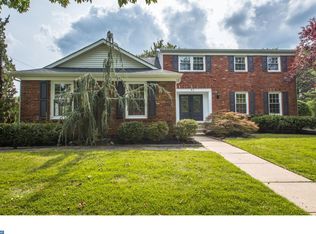 82 Partridge Ln, Cherry Hill, NJ 08003