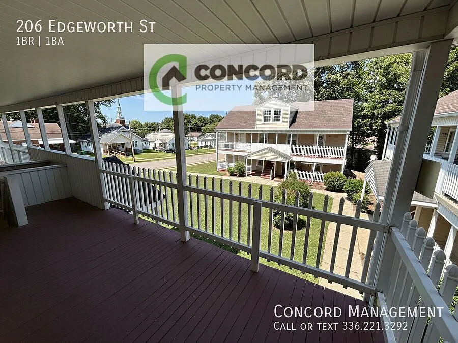 Edgeworth Village - 206/Concordmgmt. Be aware of scams — Photo 4