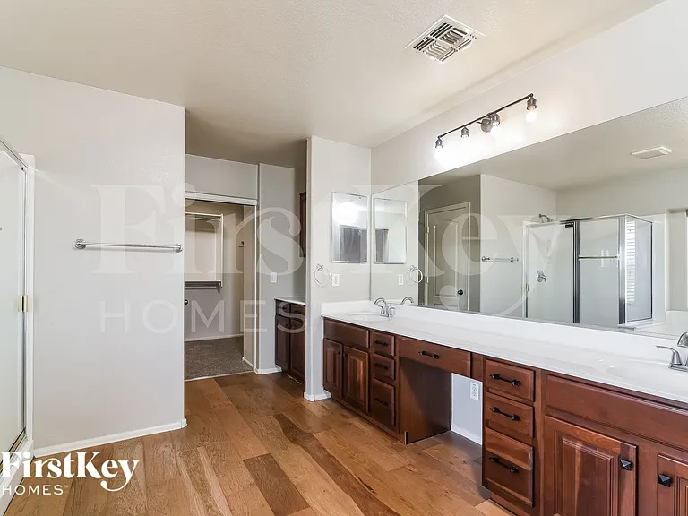 22427 N Vanderveen Way — Photo 9