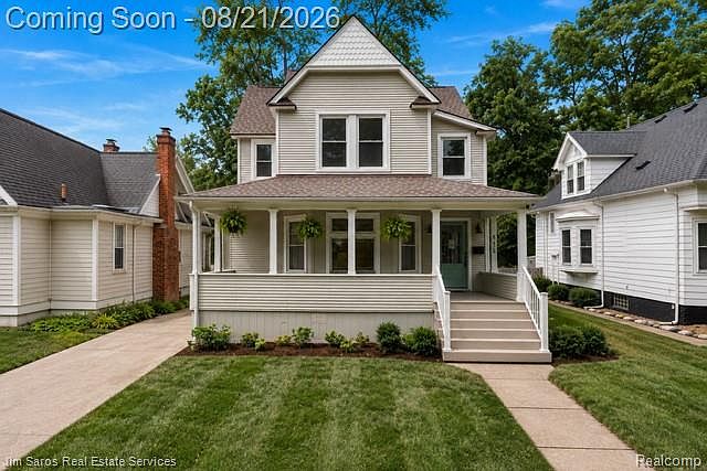 1st image of 475 Saint Clair Ave