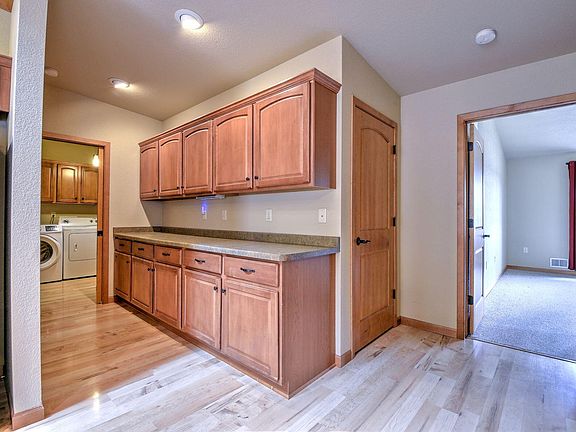 3rd image of 705 Prospect Dr Unit 1