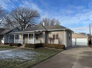 1810 W 4th St, Hastings, NE 68901