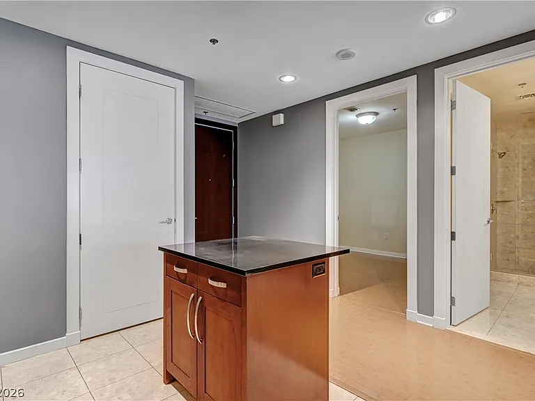 4575 Dean Martin Dr #1811 — Photo 16