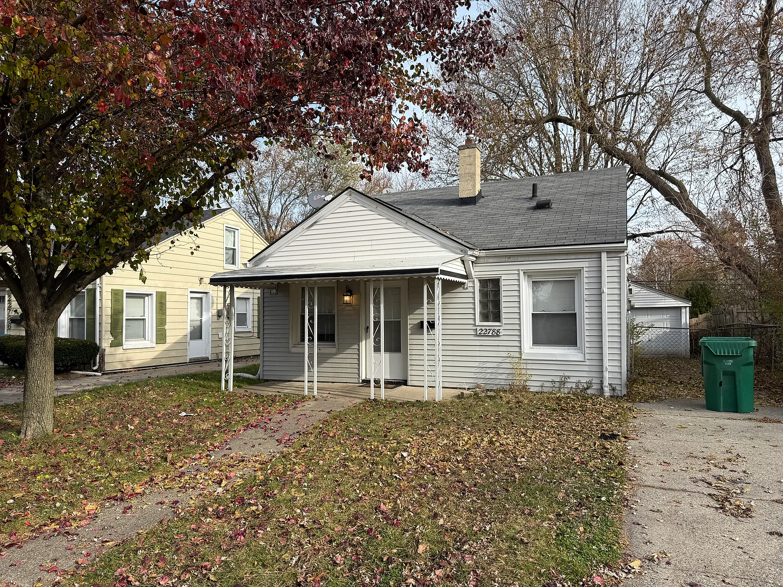22788 Rosalind Ave photo 1