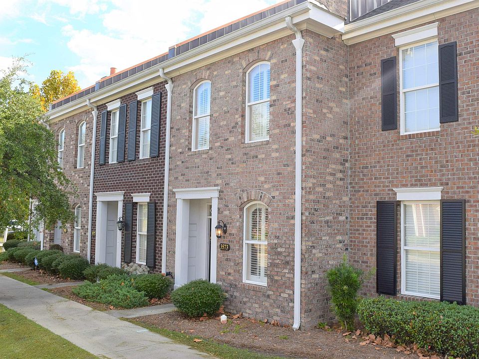 1st image of 3573 Alexandria Ave #3573
