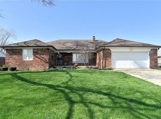 7320 Cranston Dr, Indianapolis, IN 46214