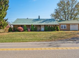 1426 Middlebrook Rd, Staunton, VA 24401