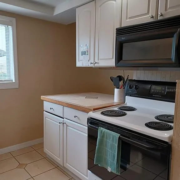 2609 Pine Lake Ter #A — Photo 4
