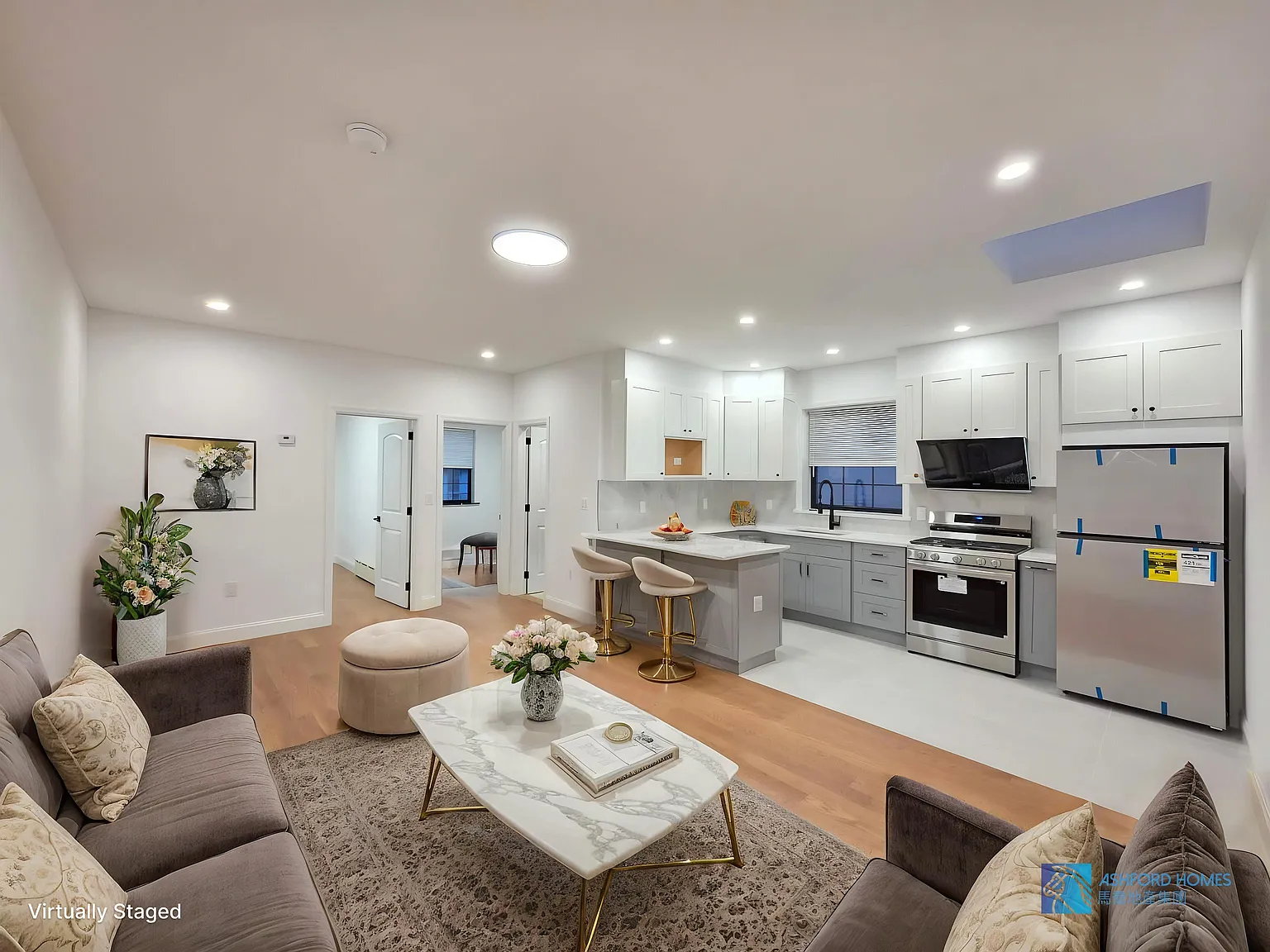 2 bed, 700 sqft, $2,800 — Photo 2