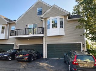 31 Four Oaks Rd #31, Bedminster, NJ 07921