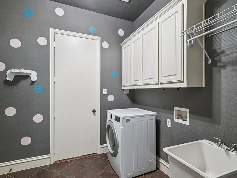 920 Norma Ln — Photo 20
