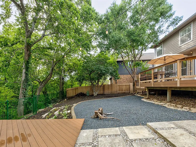 4033 Canyon Glen Cir — Photo 36