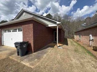 136 Astilbe Meadow Dr, Locust Grove, GA