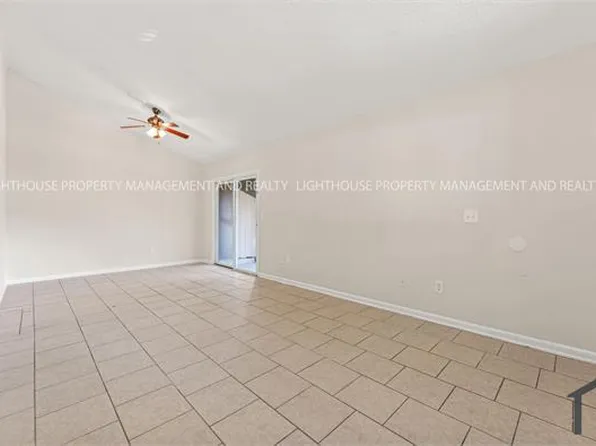 8033 San Jose Village Ln APT 2, Jacksonville, FL 32217