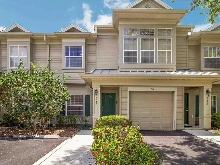 7794 Plantation Cir — Photo 1