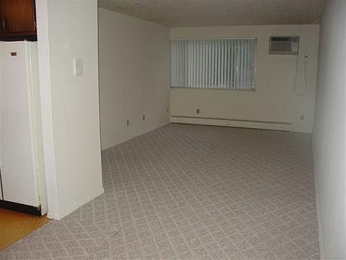 2nd image of 8356 Anthony Wayne Ave APT 10