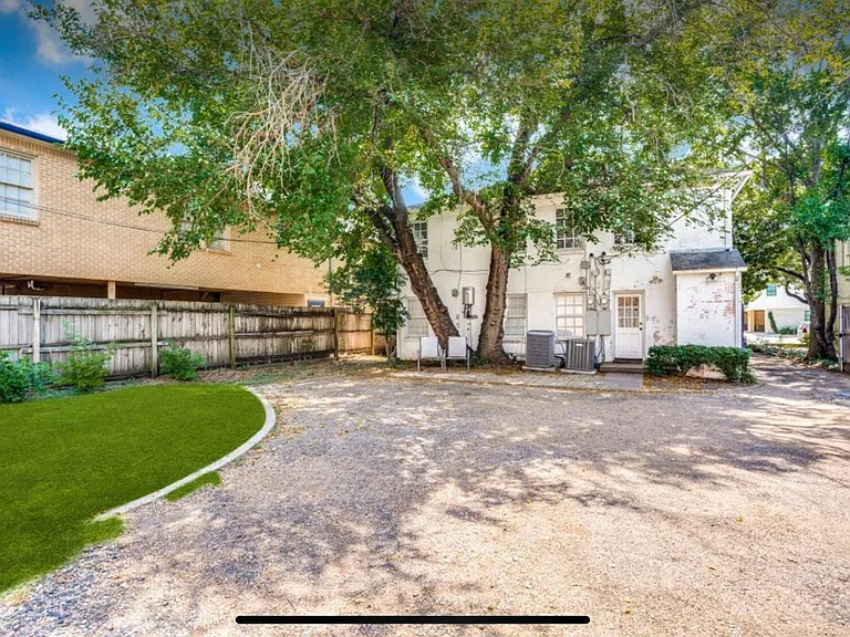 4130 Emerson Ave — Photo 5