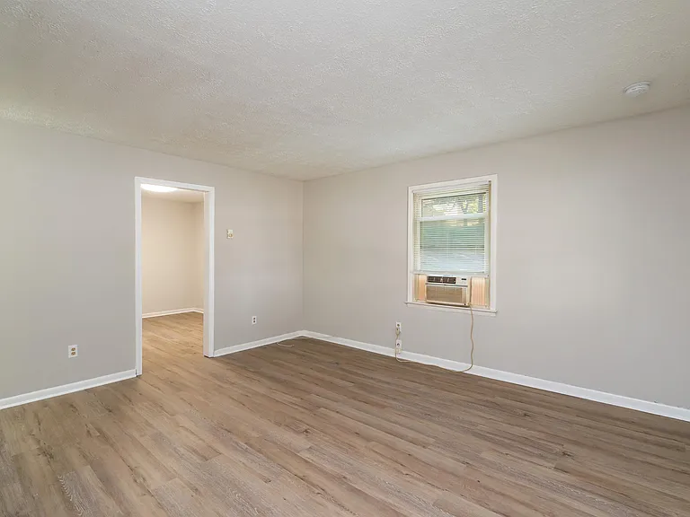 5608 Jacksboro Pike #2 — Photo 3