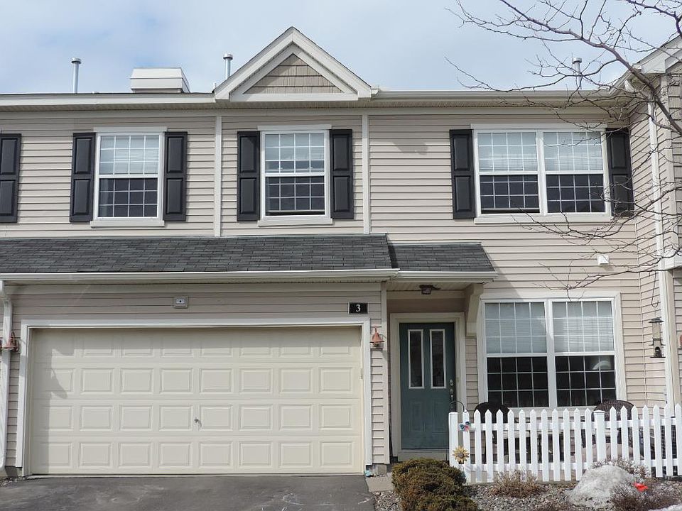1st image of 4490 Rosemary Way Unit 3