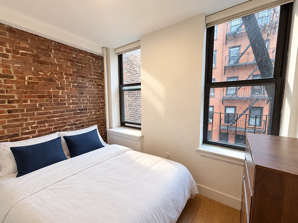 99 Allen St #55