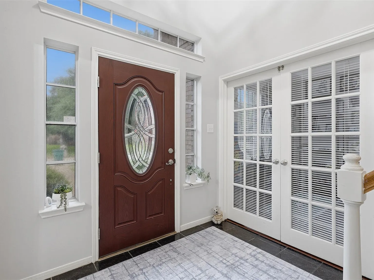 5 bed, 3.5 bath, 3161 sqft, $3,800 — Photo 3