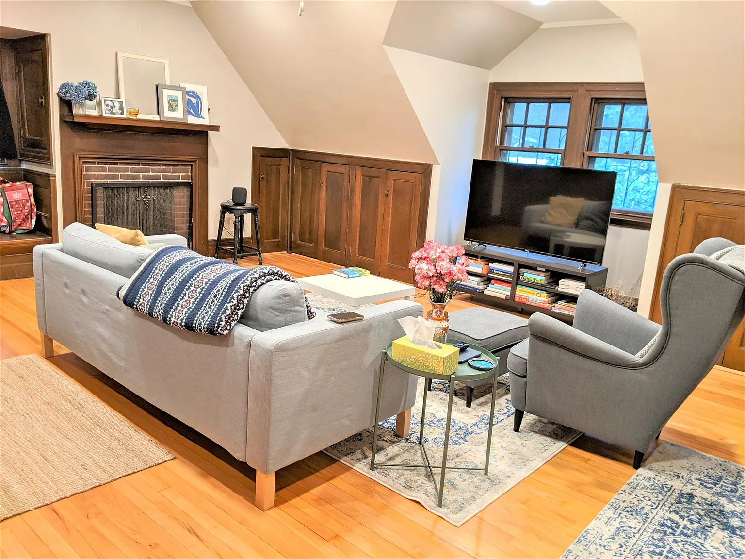 1 bed, 900 sqft, $3,000 — Photo 1