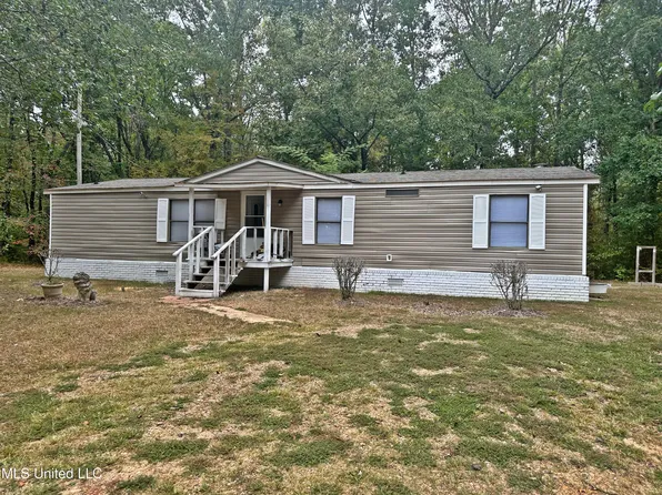 723 Wallace Rd, Vaughan, MS 39179