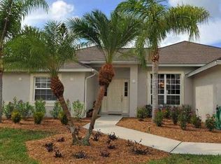 4578 Country Manor Dr, Sarasota, FL 34233