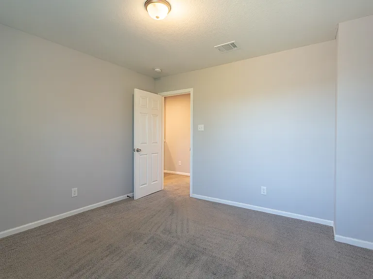 315 Bundy St #2 — Photo 19