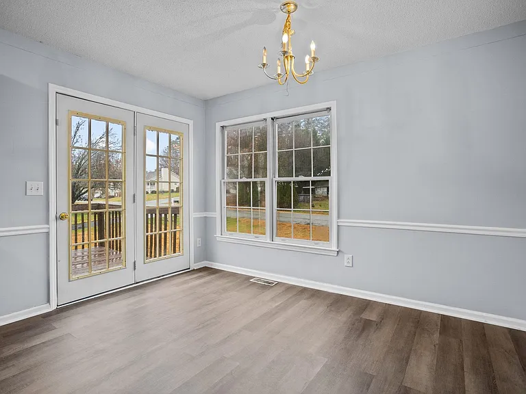 6818 Salem Quarter Rd — Photo 15