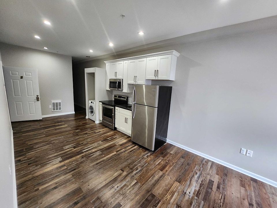 1st image of 1468 N 52nd St #2