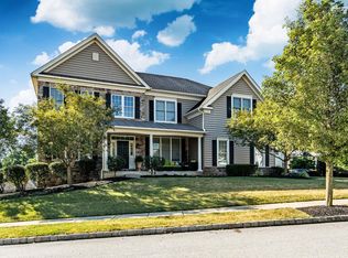 4122 Crescent Dr, Chester Springs, PA 19425