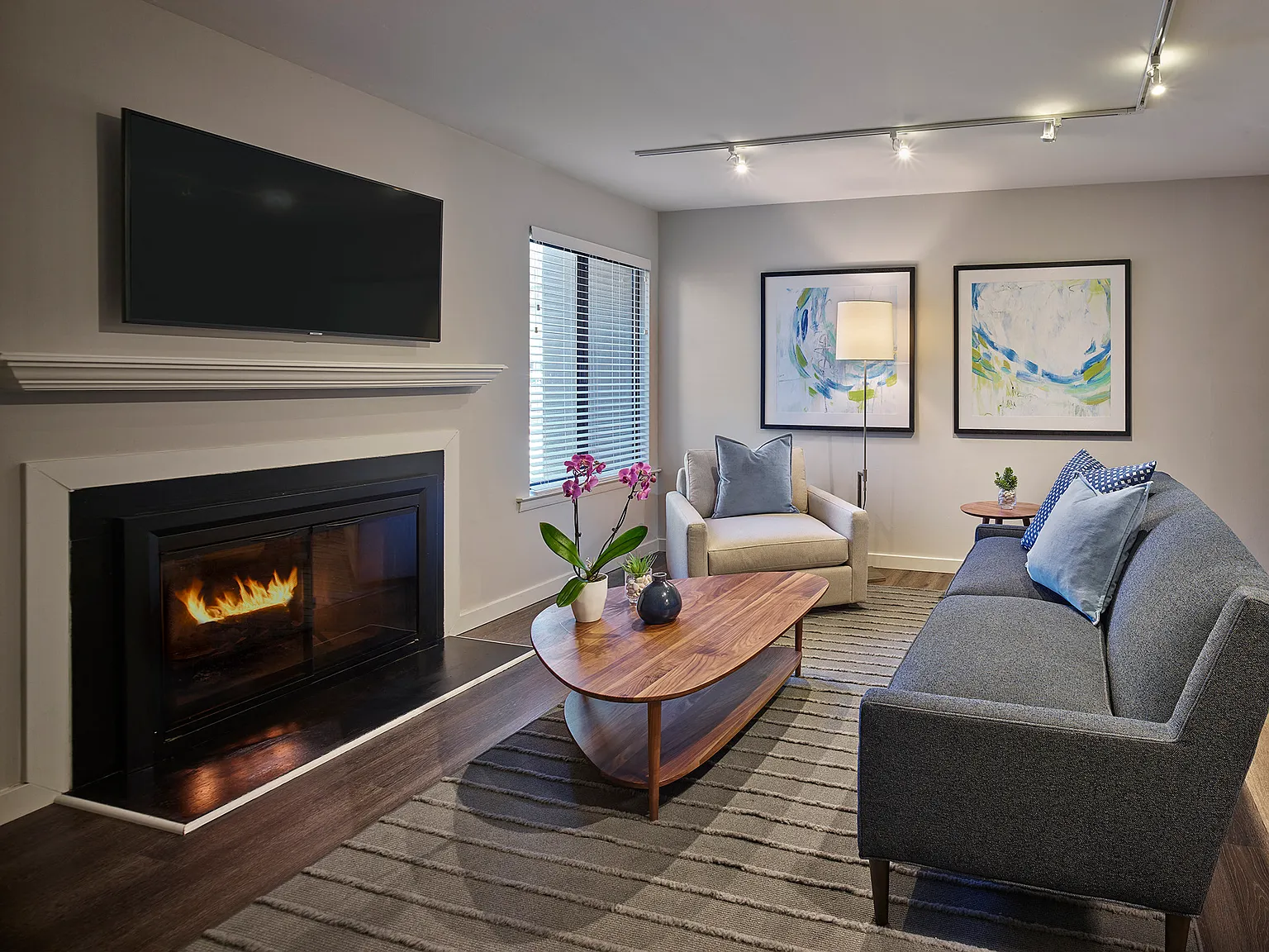 Blue Bell Villas — Photo 1