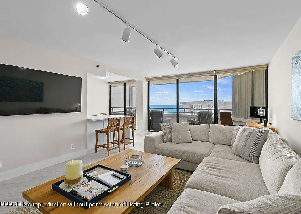 3560 S Ocean Blvd #907
