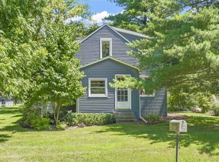 3257 Saint Clair Dr, Rochester Hills, MI 48309