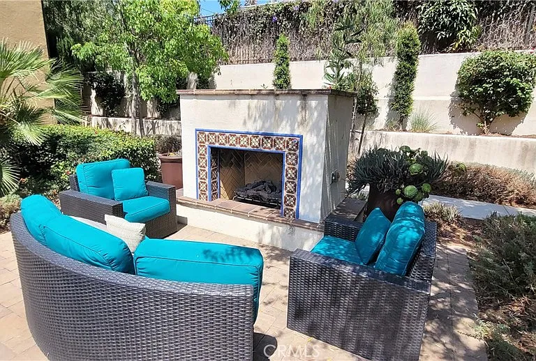 278 S Arroyo Dr #D — Photo 12