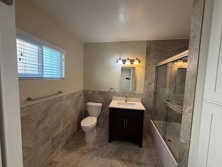 2227 E Westport Dr — Photo 15