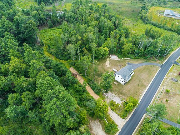 2nd image of 19 Scruton Pond Road