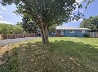 1122 Laurel St, Klamath Falls, OR 97601