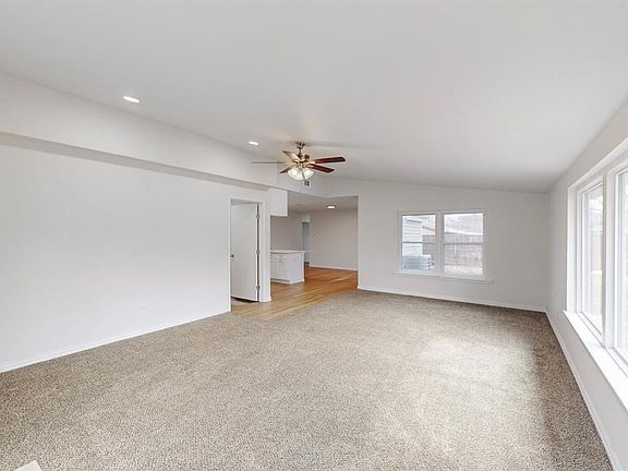 5th image of 538 E Fairmeadows Dr #538