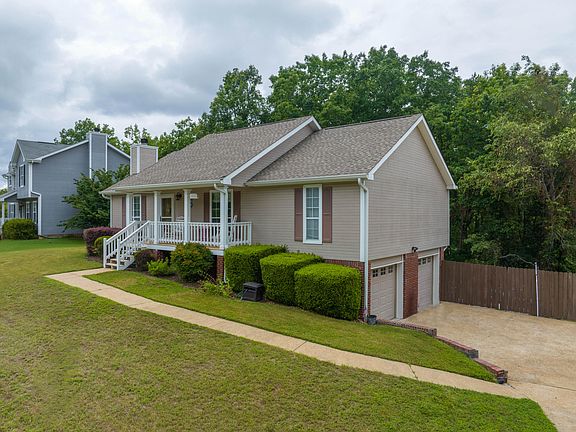 4th image of 6103 Hunter Crest Dr