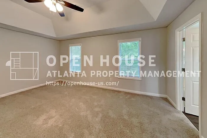 114 Tannin Ct — Photo 10