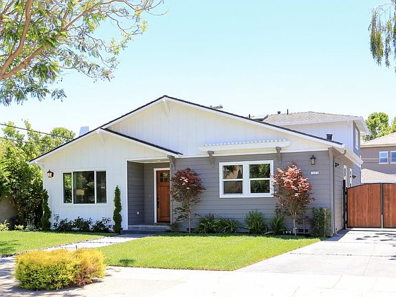 3rd image of 1554 Edgewood Way